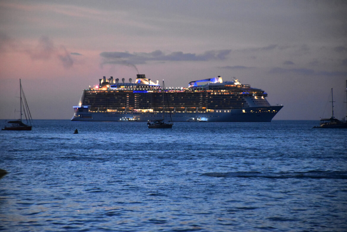 Patong_Beach_Phuket_00002